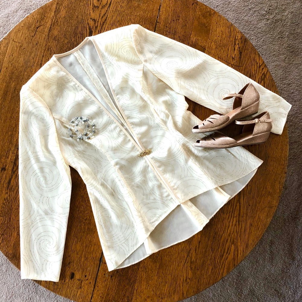 Elegant Cream Women's Jacket